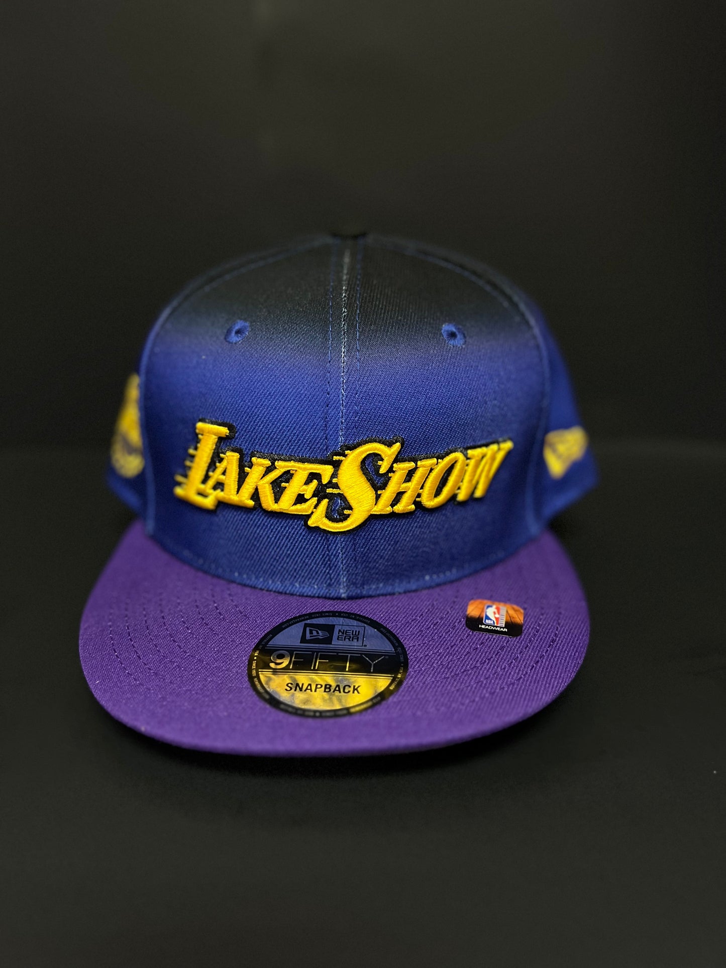 Gorra 59FIFTY Edición Urbana de Los Angeles Lakers Morada, New Era para Hombre 2024/25