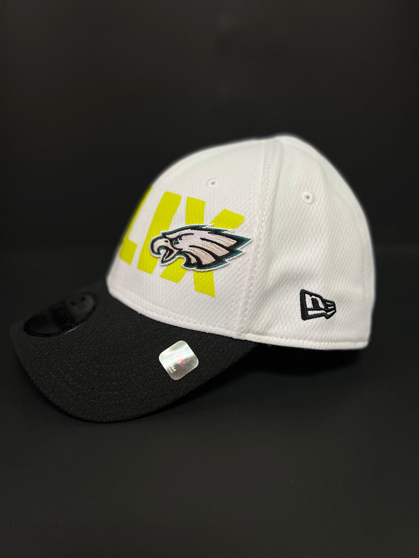 Gorra flexible New Era 39THIRTY de los Philadelphia Eagles para el Super Bowl LIX en blanco y negro para hombre