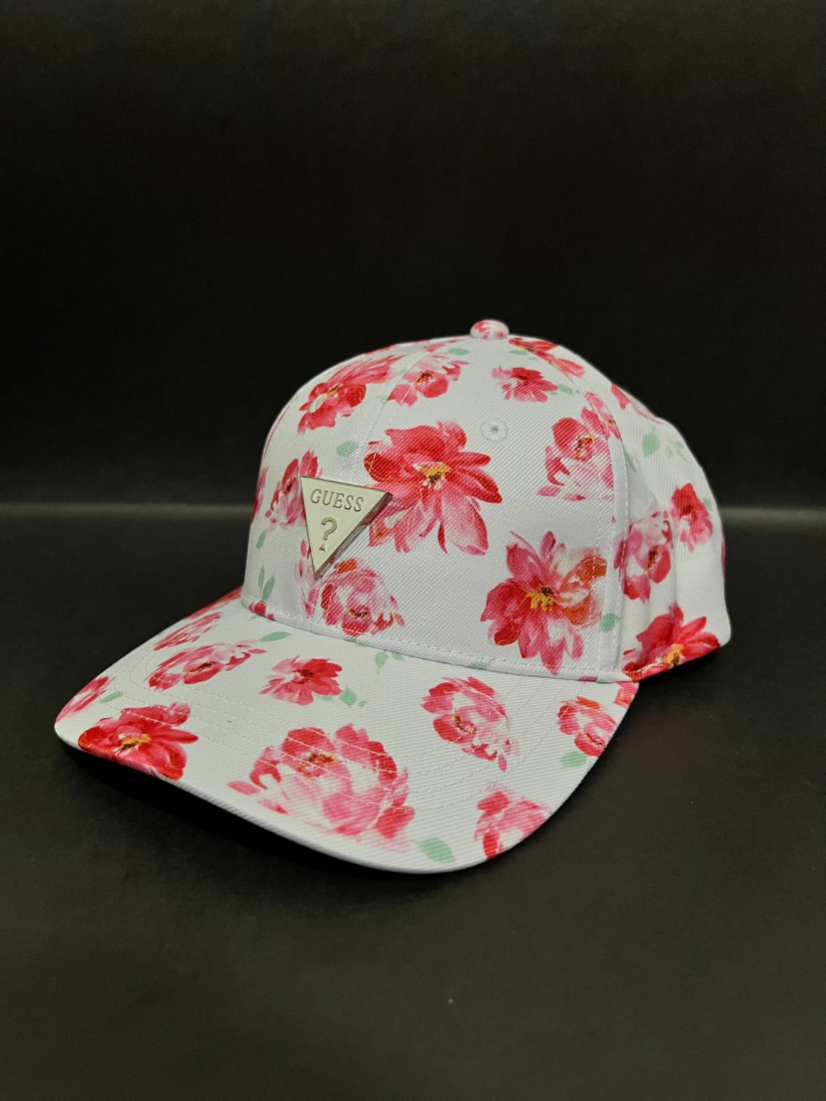Gorra Guess
